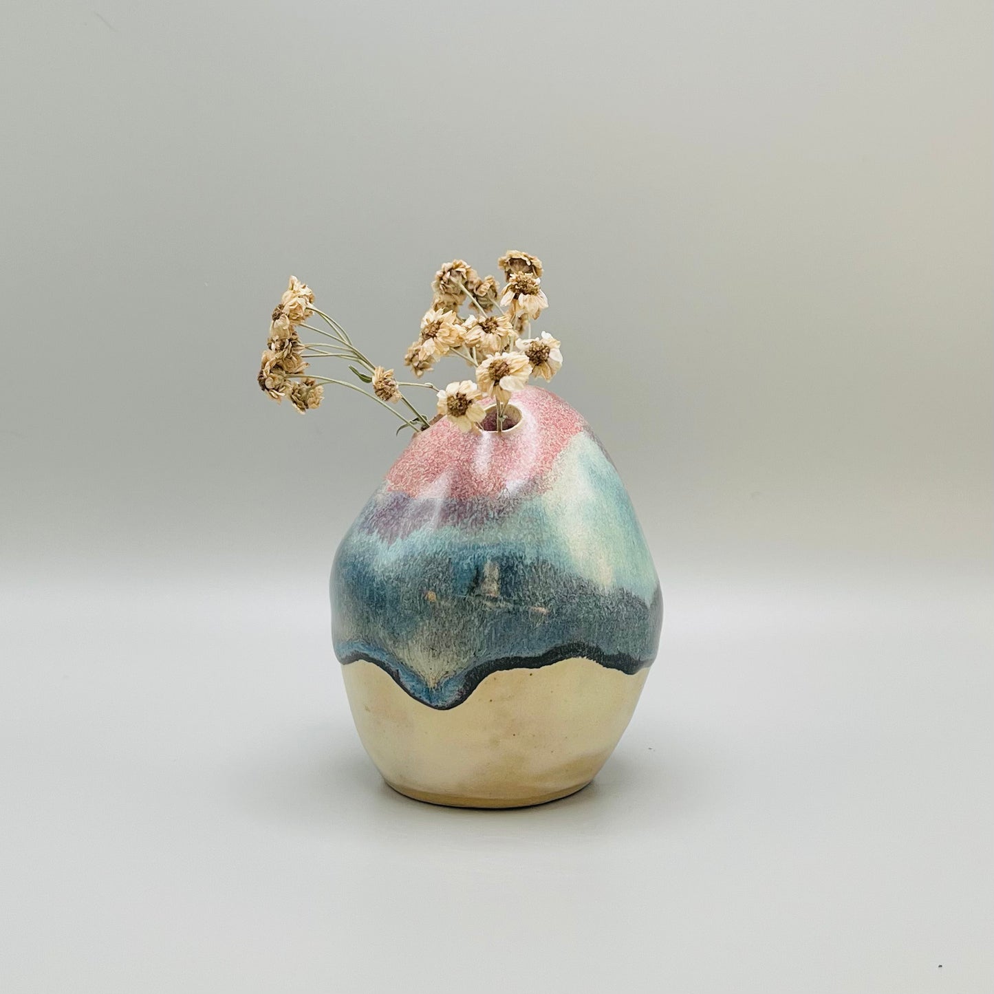 Blue Raspberry Bud Vase – Medium